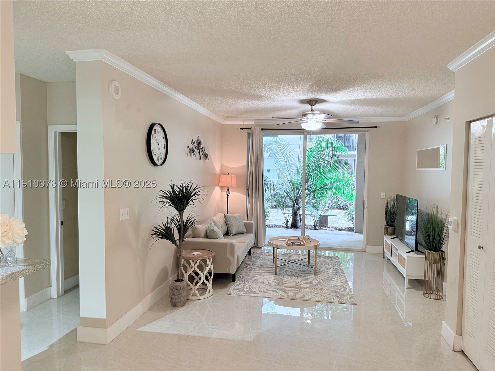 Sunny Isles Beach photo 2