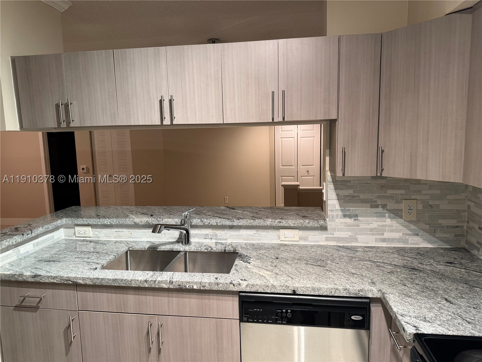 Sunny Isles Beach photo 5