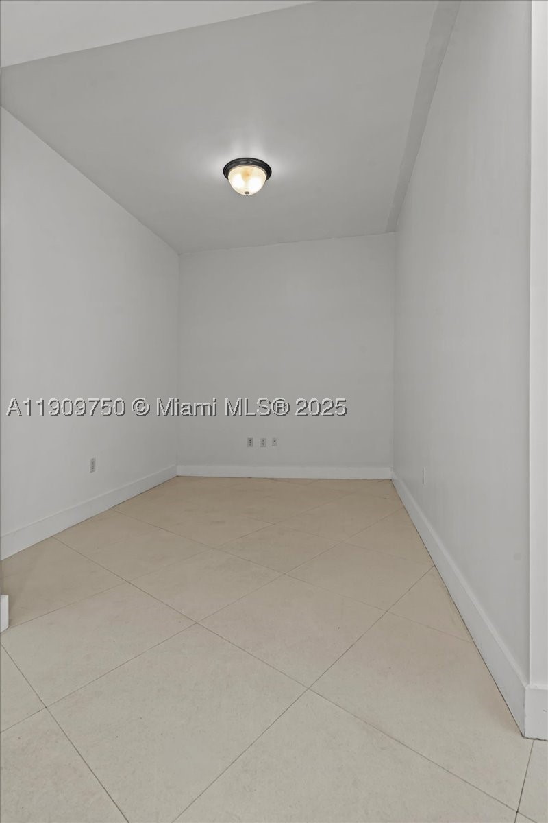 Aventura photo 4