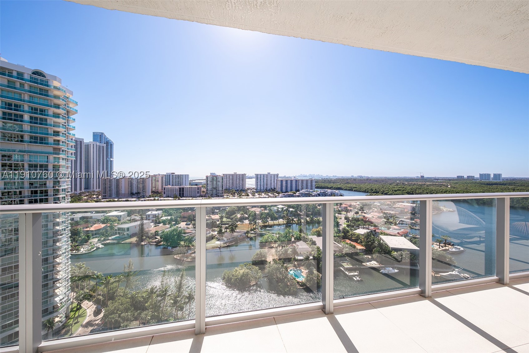 Sunny Isles Beach photo 3