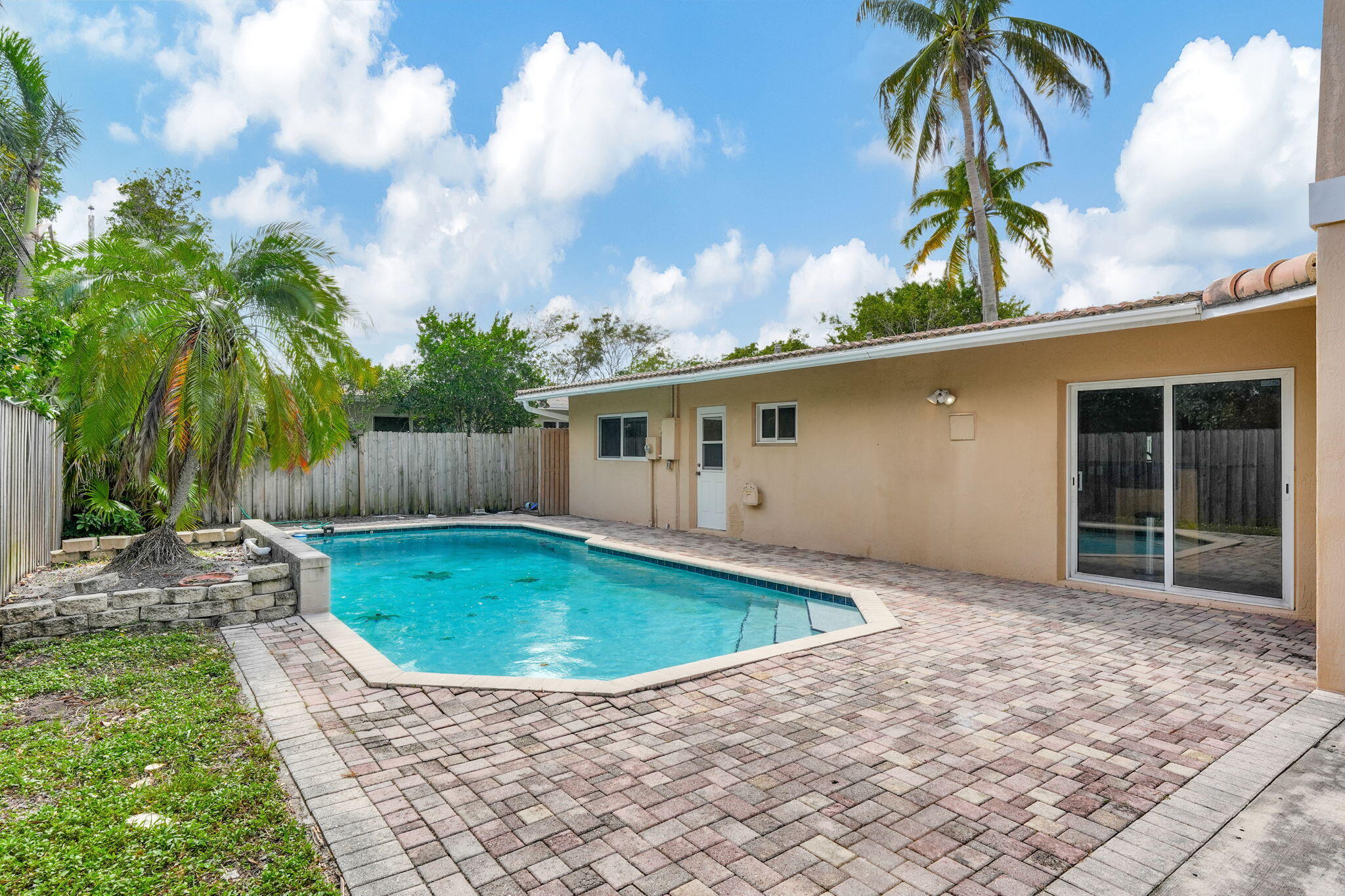 Pompano Beach photo 1