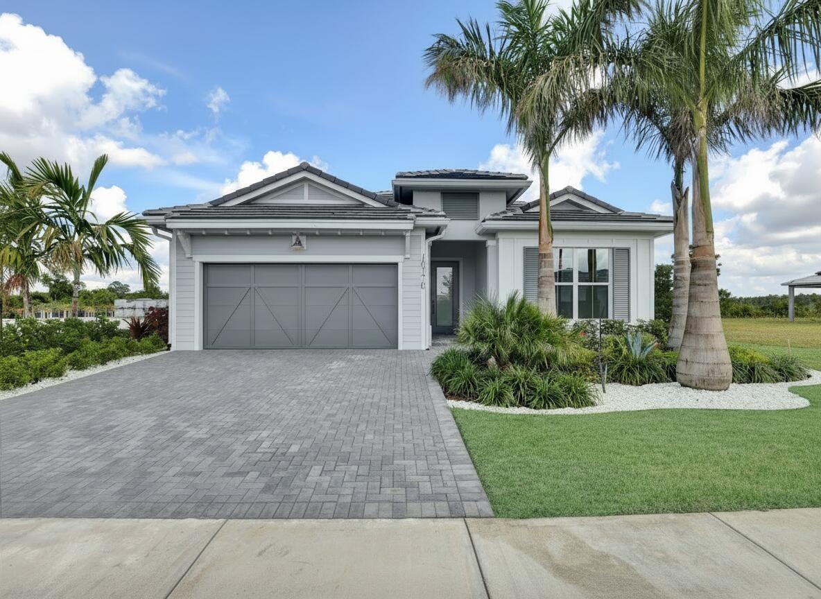 Palm Beach Gardens photo 1