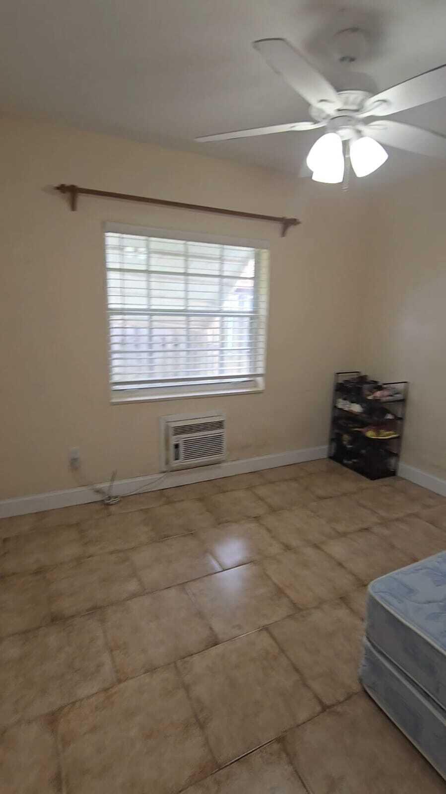 North Miami Beach photo 4