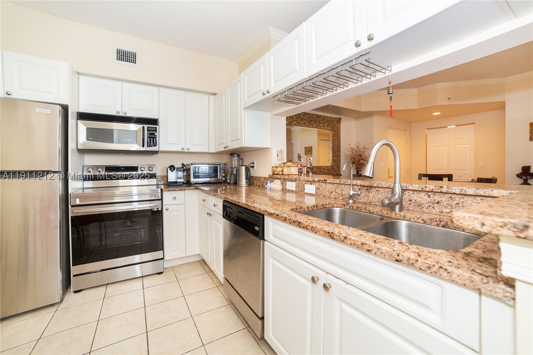 Sunny Isles Beach photo 5