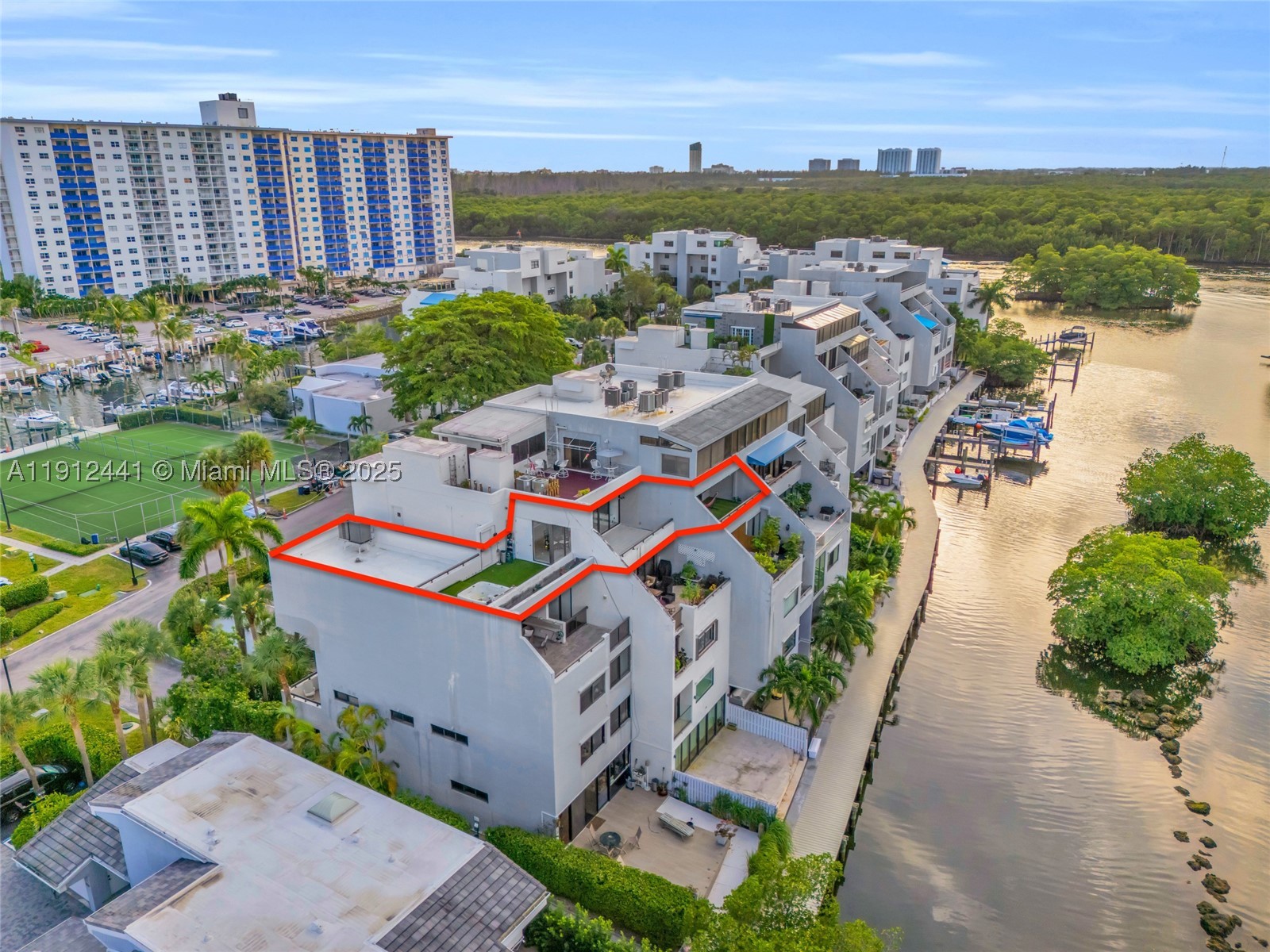 Sunny Isles Beach photo 3