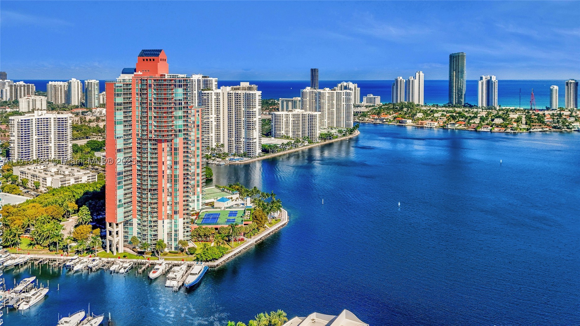 Aventura photo 5