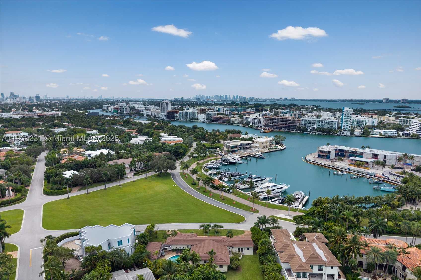Bal Harbour photo 2