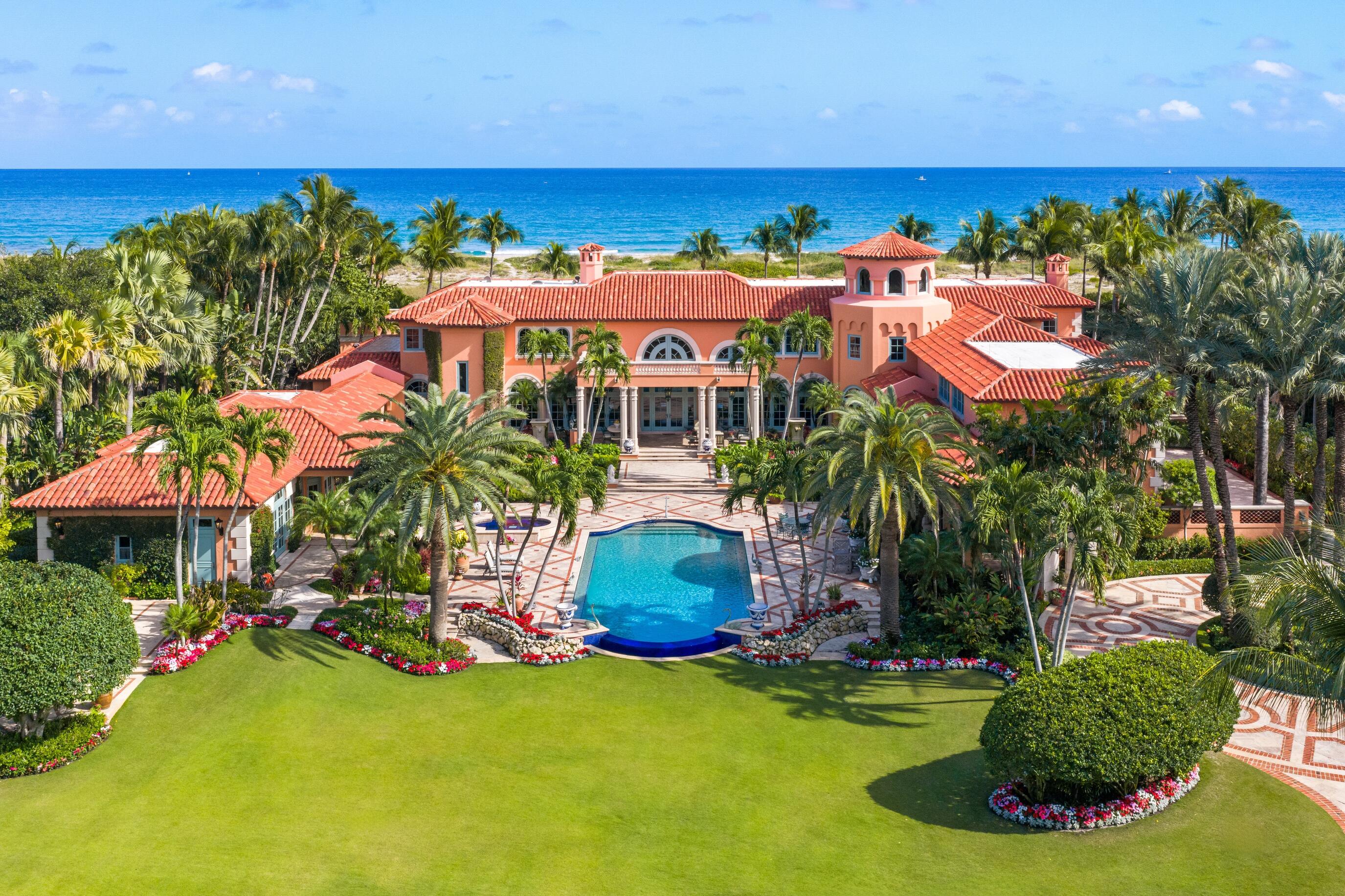 Palm Beach photo 1