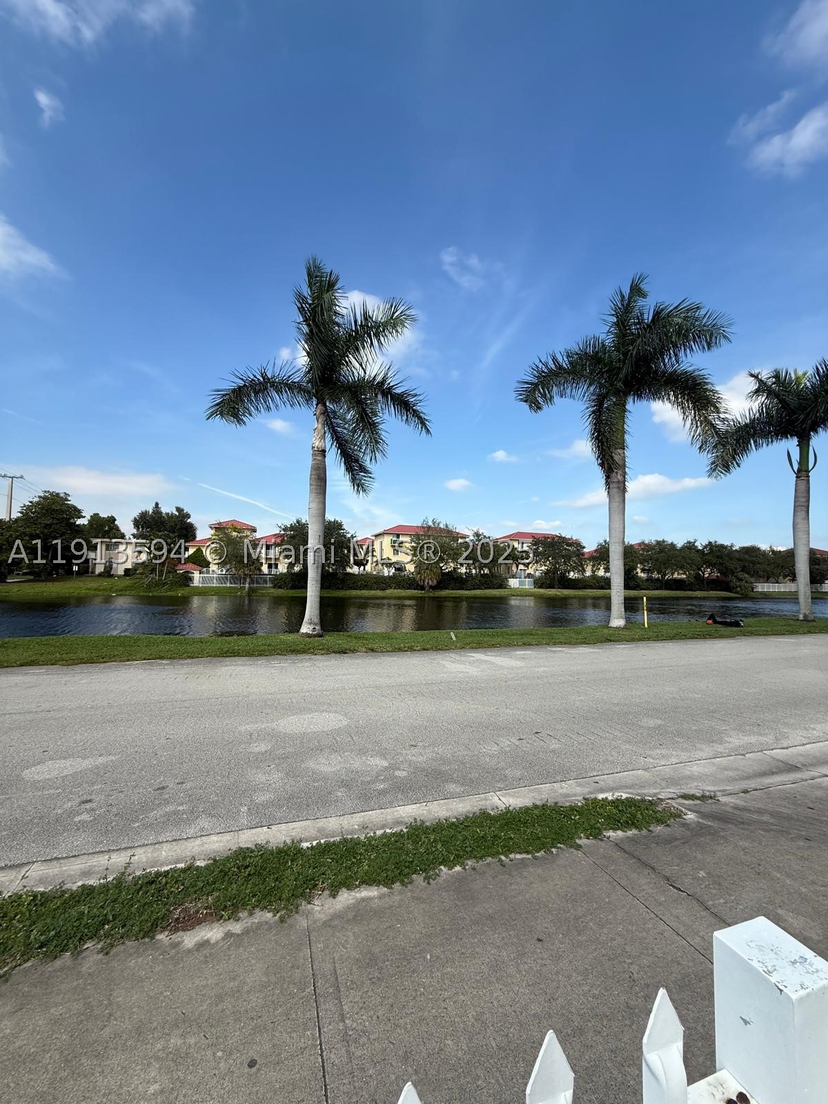 North Miami Beach photo 5