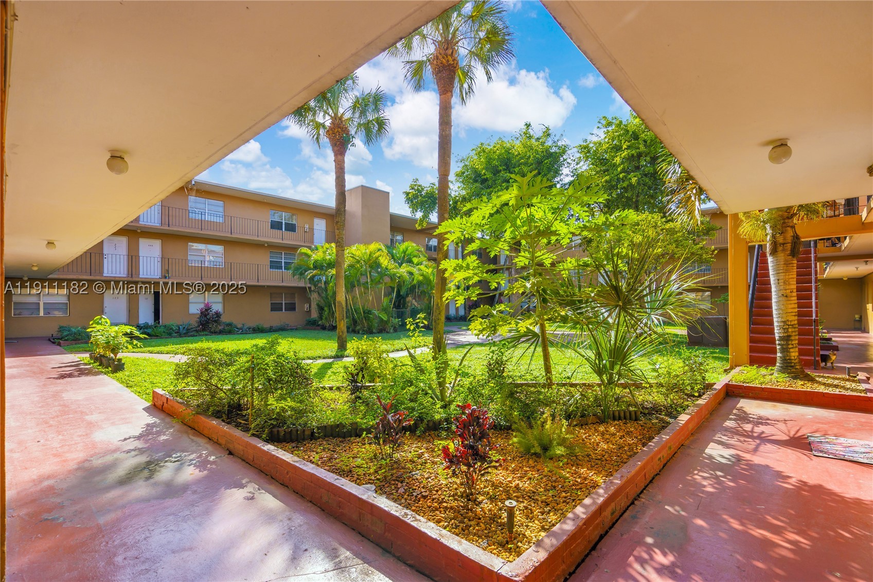 Hialeah photo 2