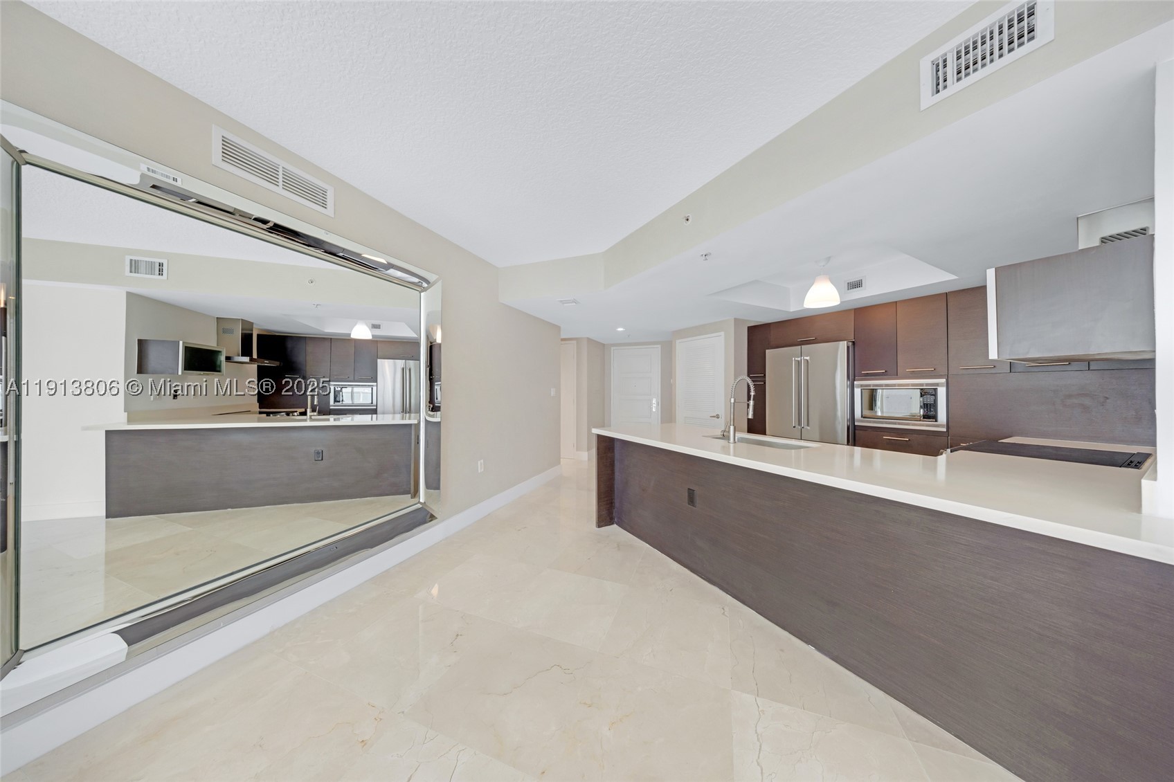 Sunny Isles Beach photo 1
