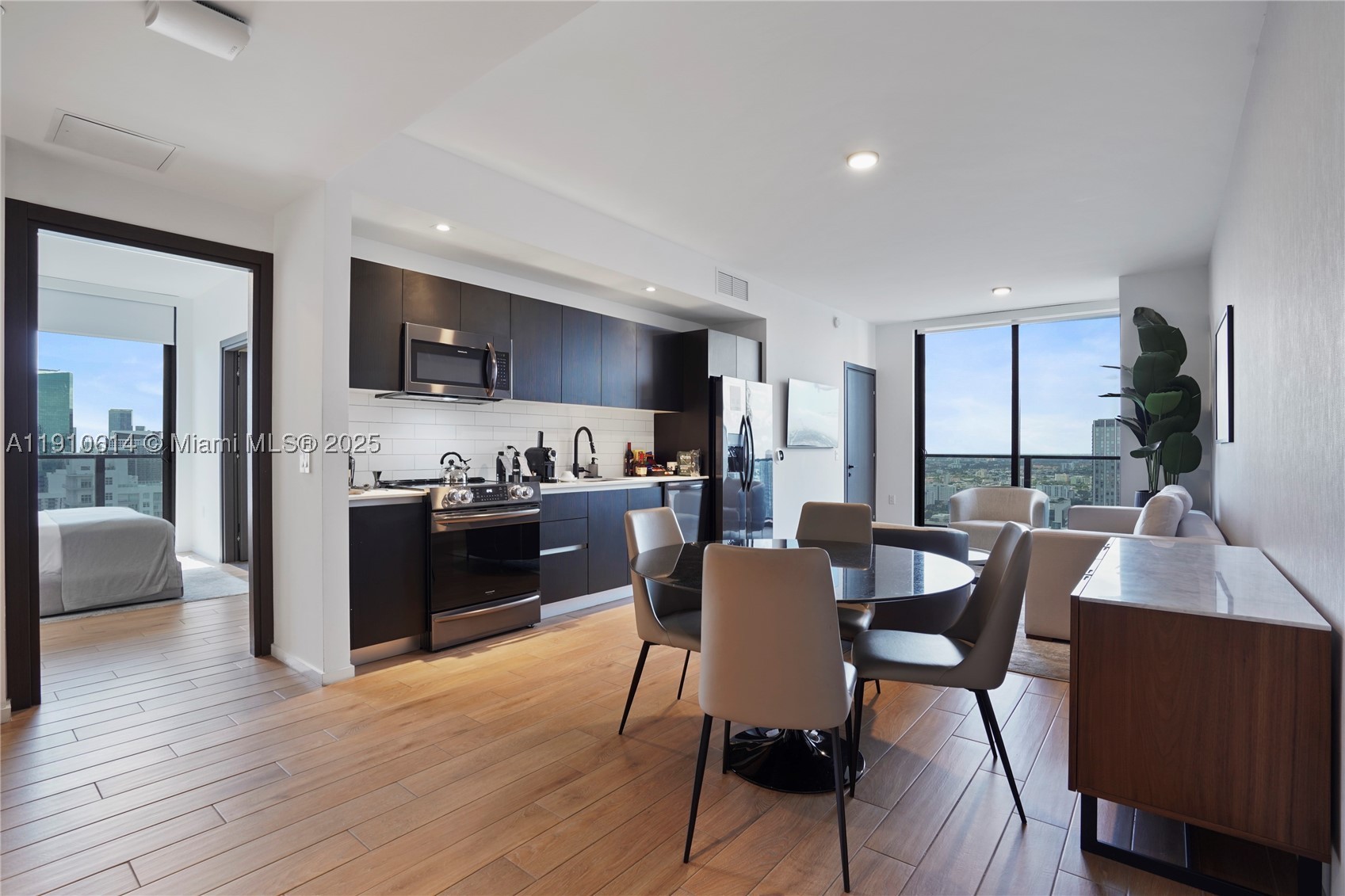 Miami photo 1