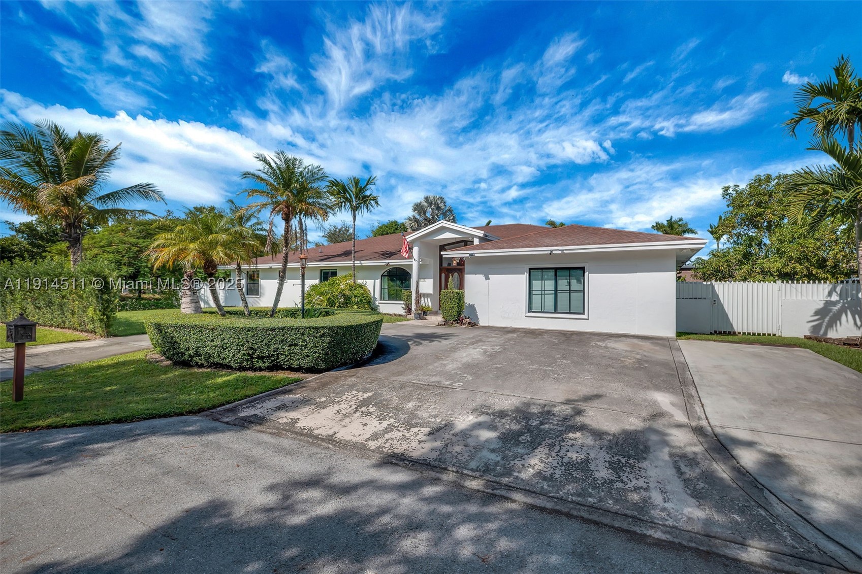 Doral photo 4