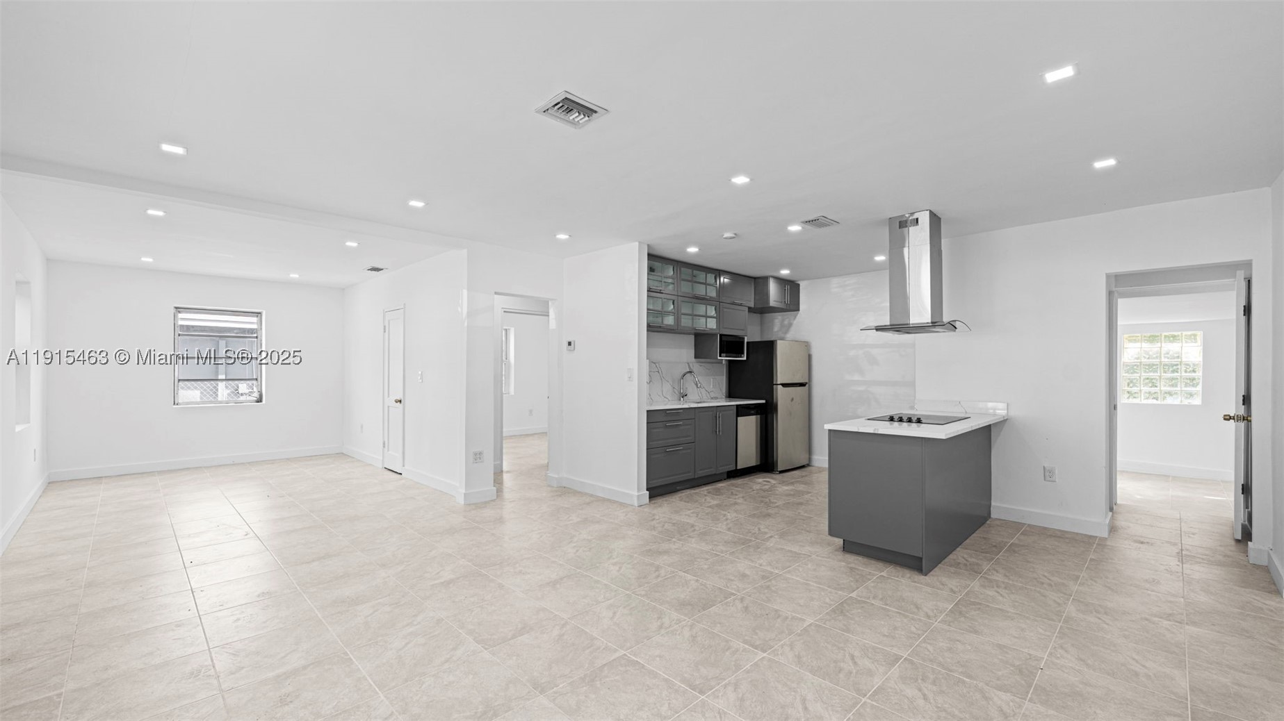 North Miami photo 3