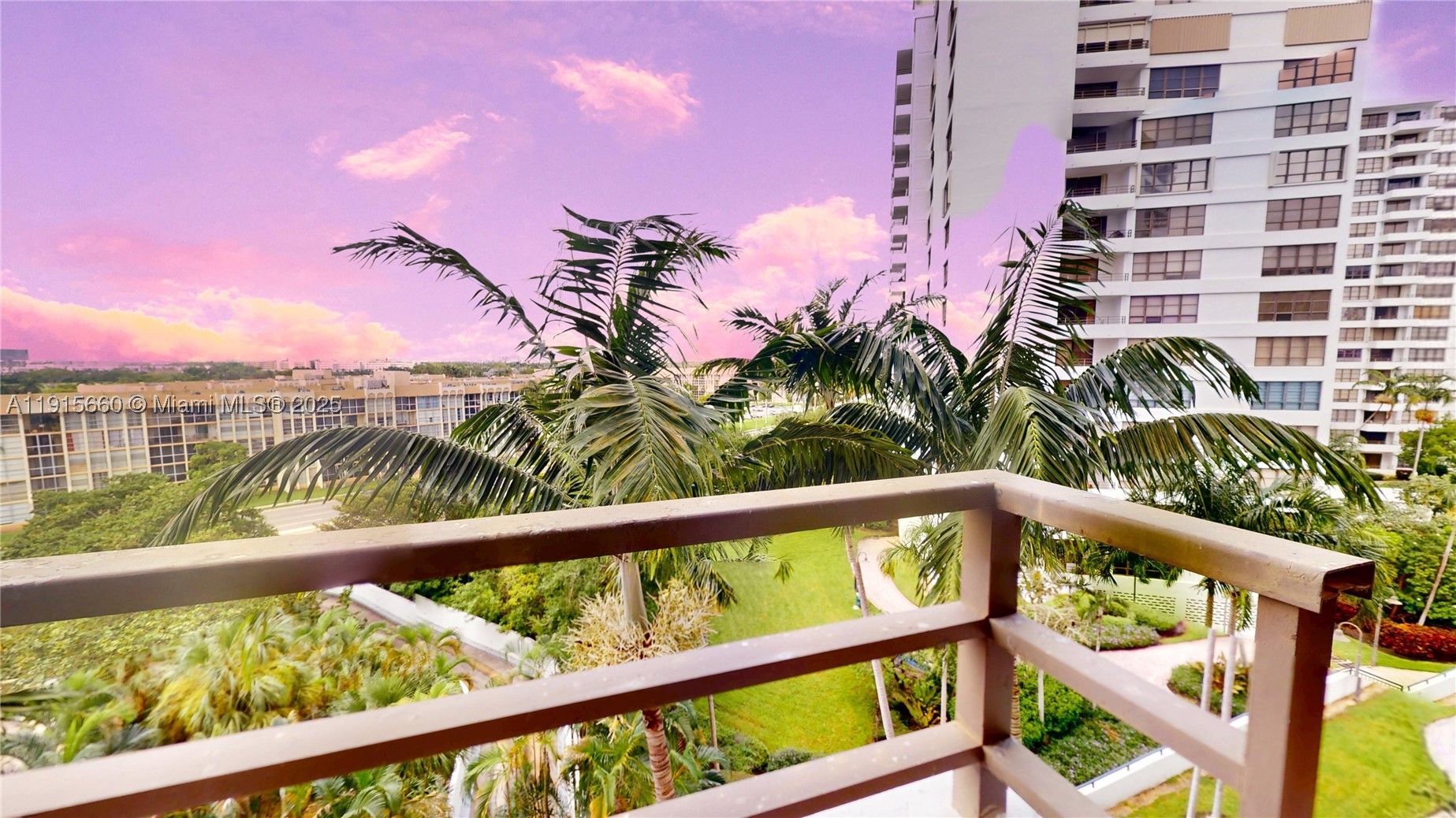 Hallandale Beach photo 1