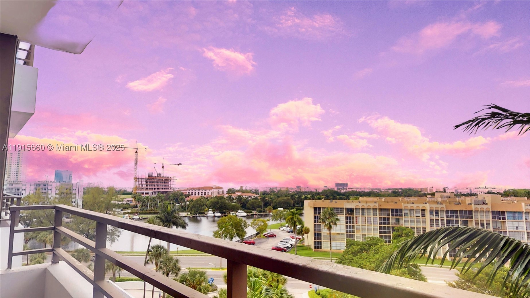 Hallandale Beach photo 2