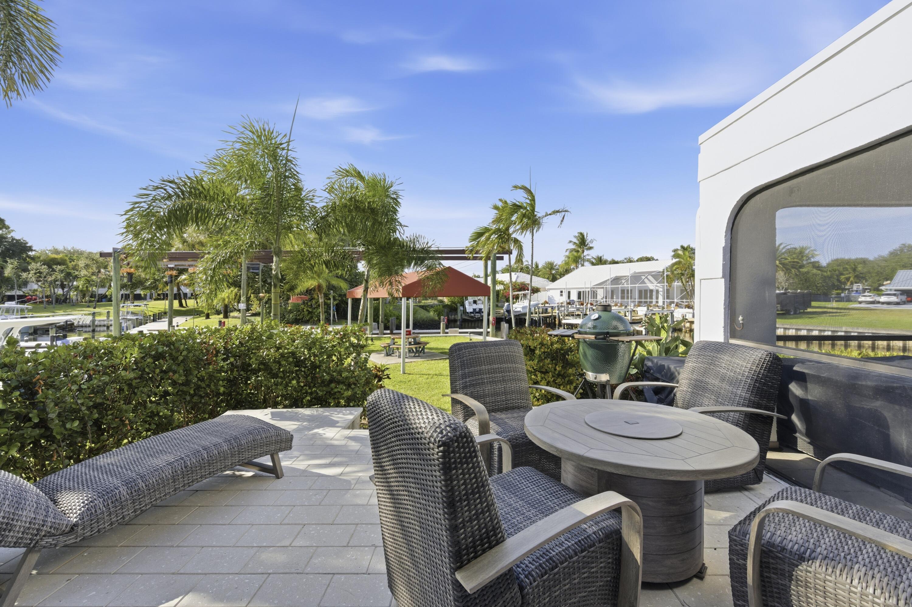 Palm Beach Gardens photo 4