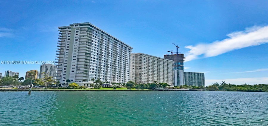 Sunny Isles Beach photo 1