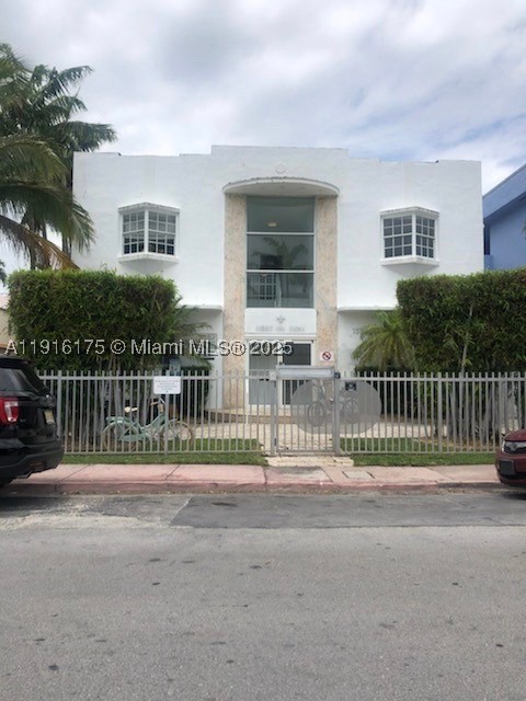 Miami Beach photo 3