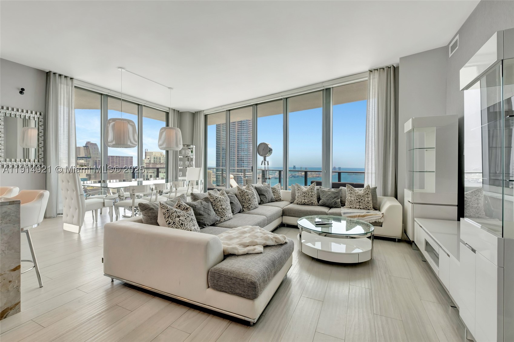 Miami photo 1