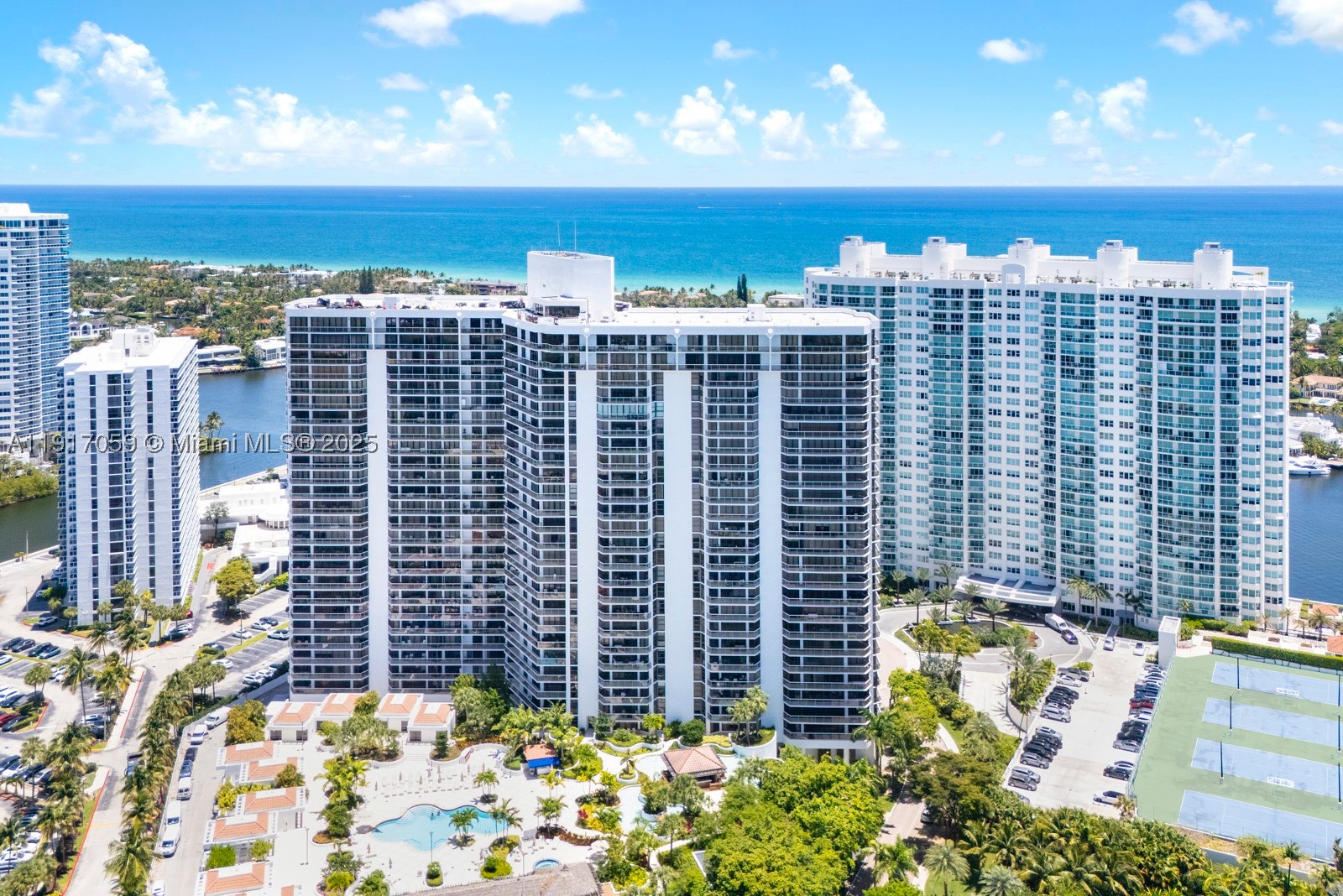 Aventura photo 1