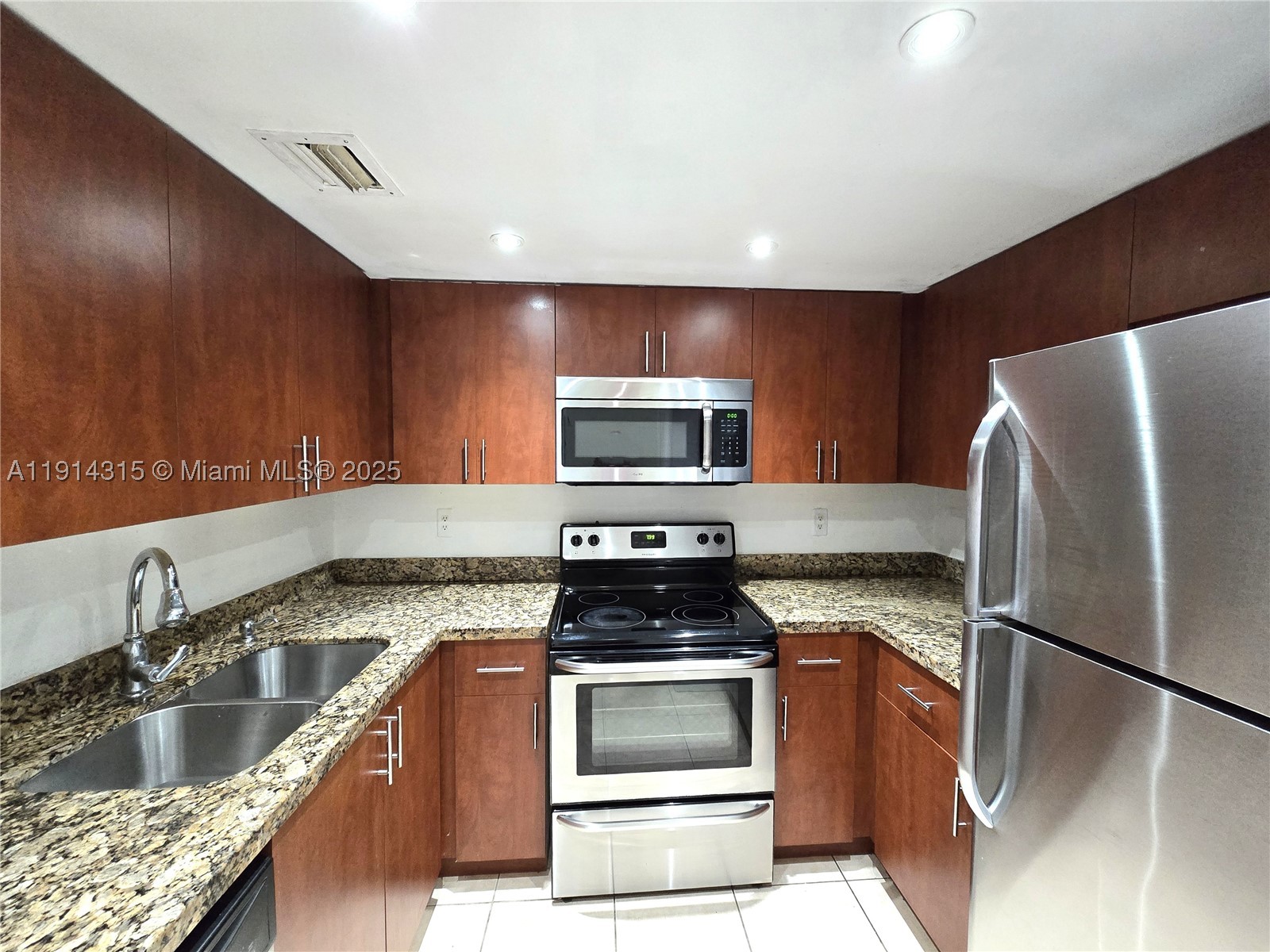 Hialeah photo 2