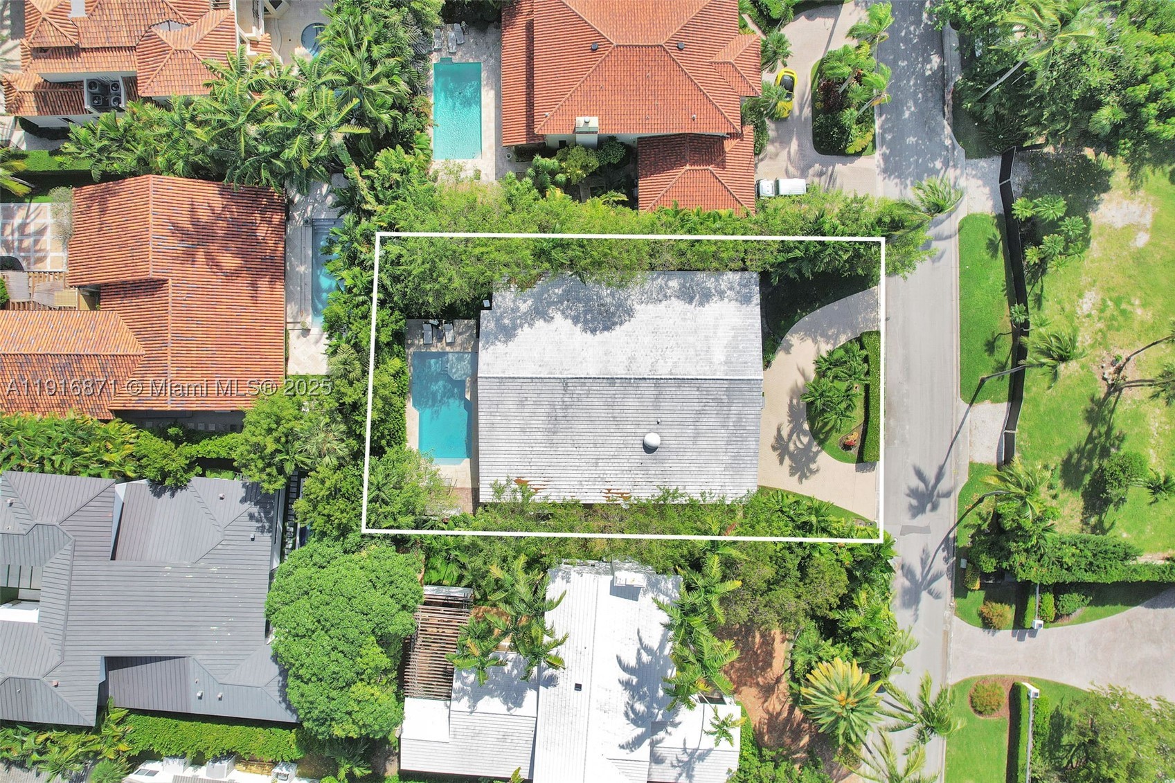 Bal Harbour photo 3