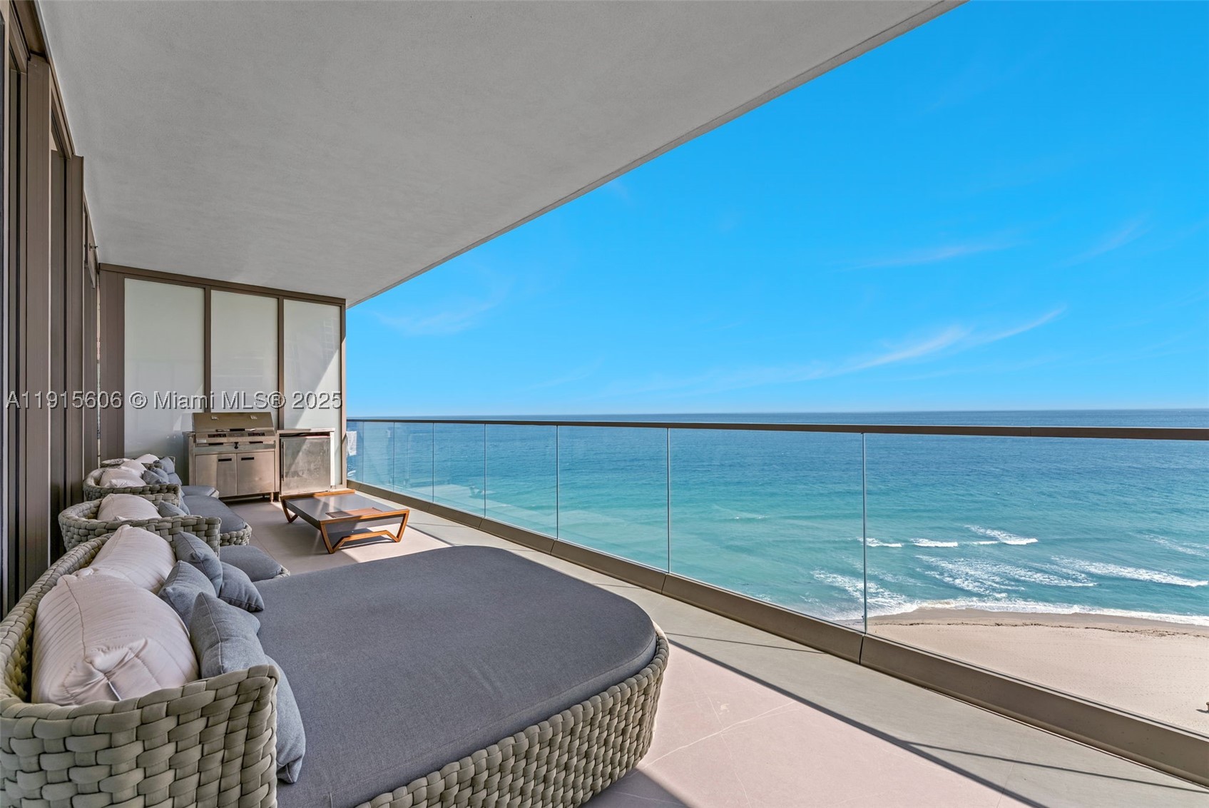 Sunny Isles Beach photo 1