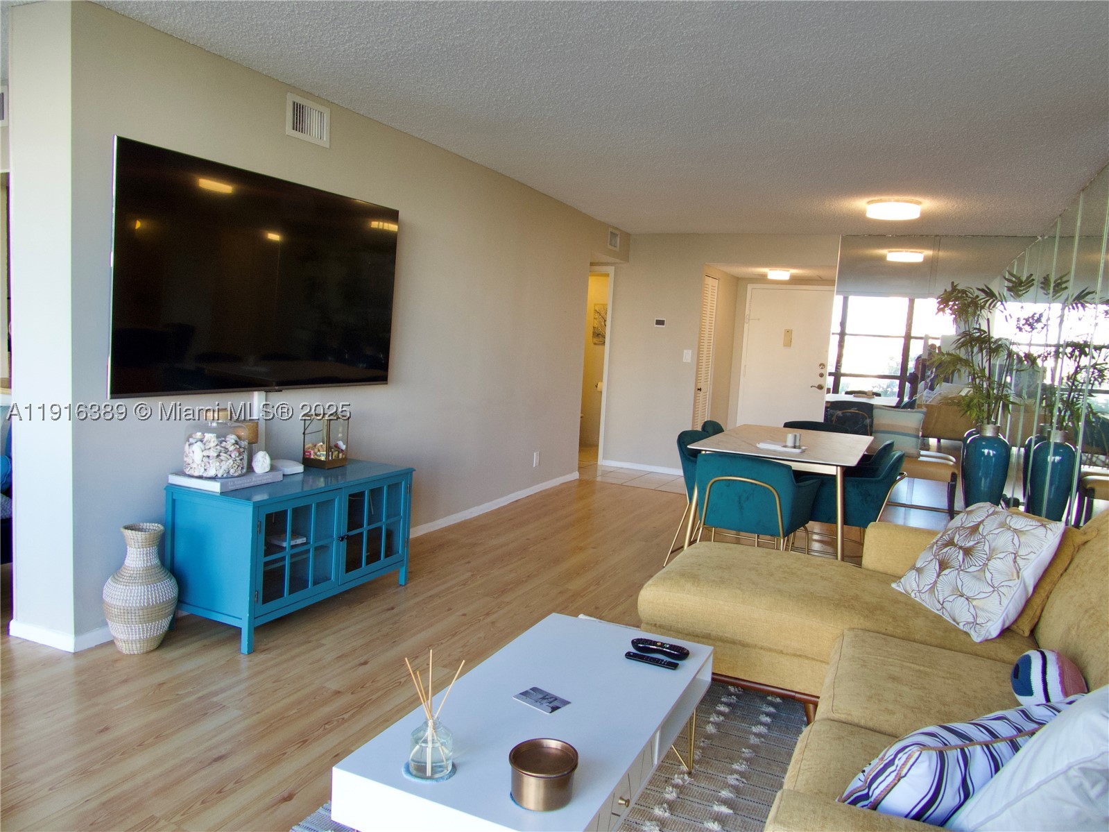 Hallandale Beach photo 3