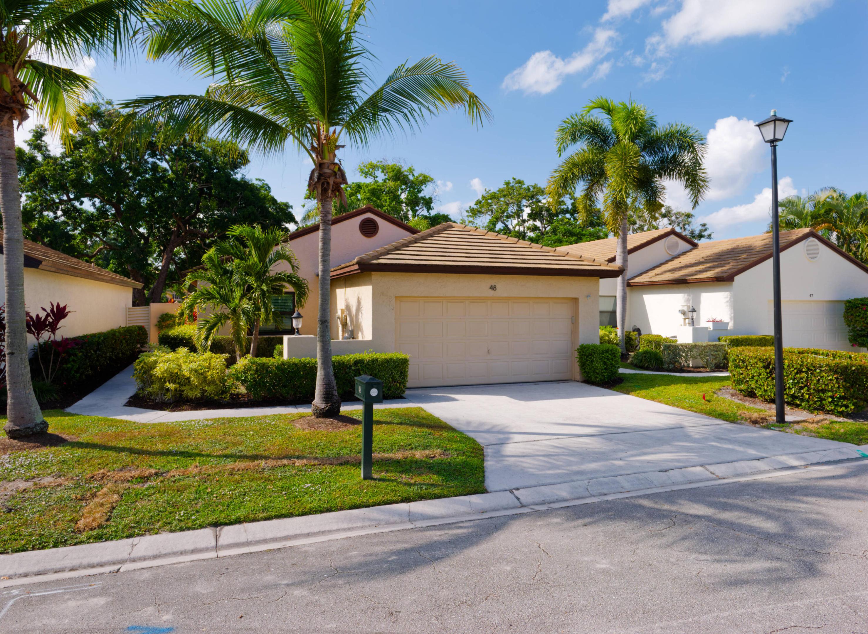 Palm Beach Gardens photo 1