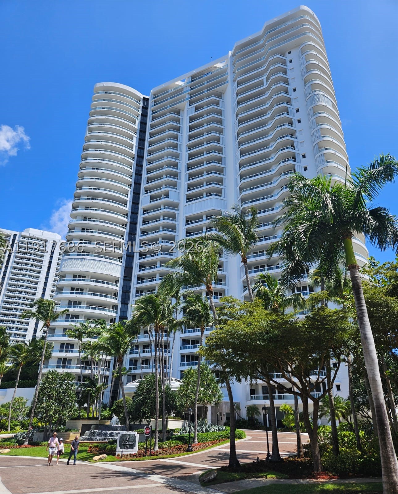Aventura photo 1
