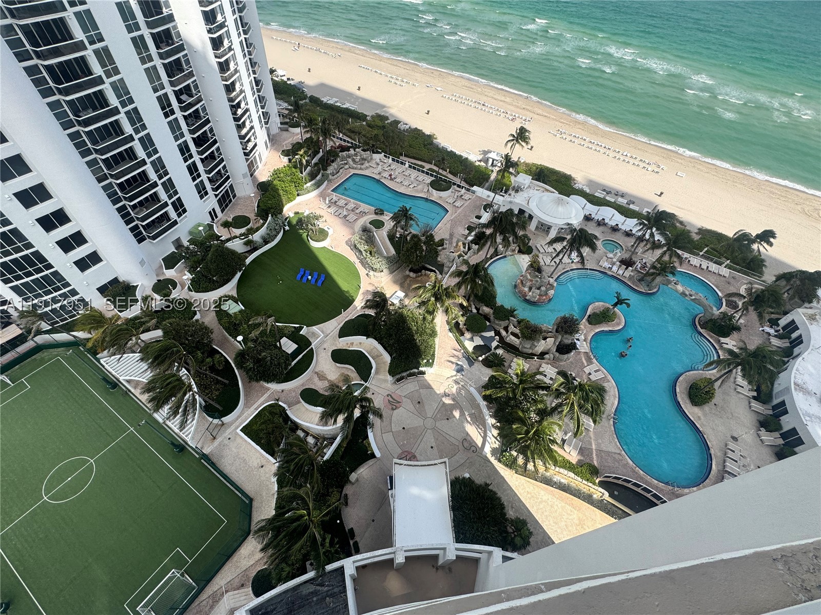 Sunny Isles Beach photo 3