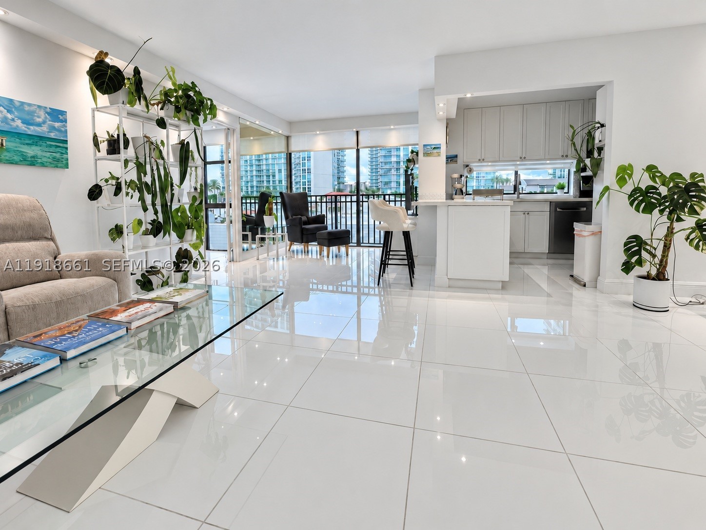 Sunny Isles Beach photo 2