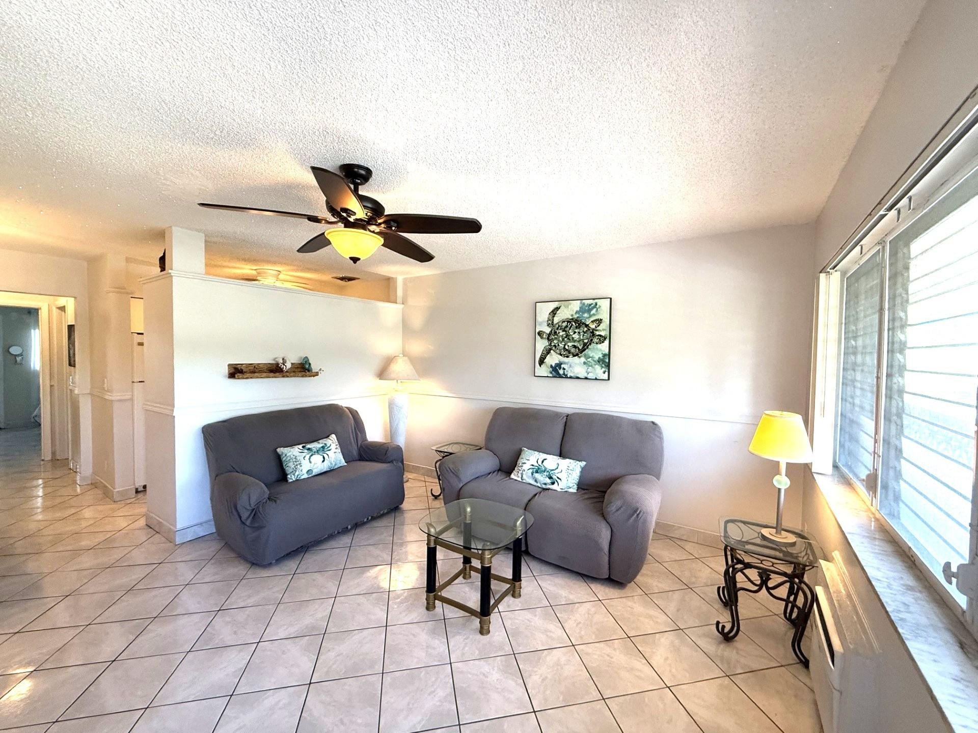 Hallandale Beach photo 2