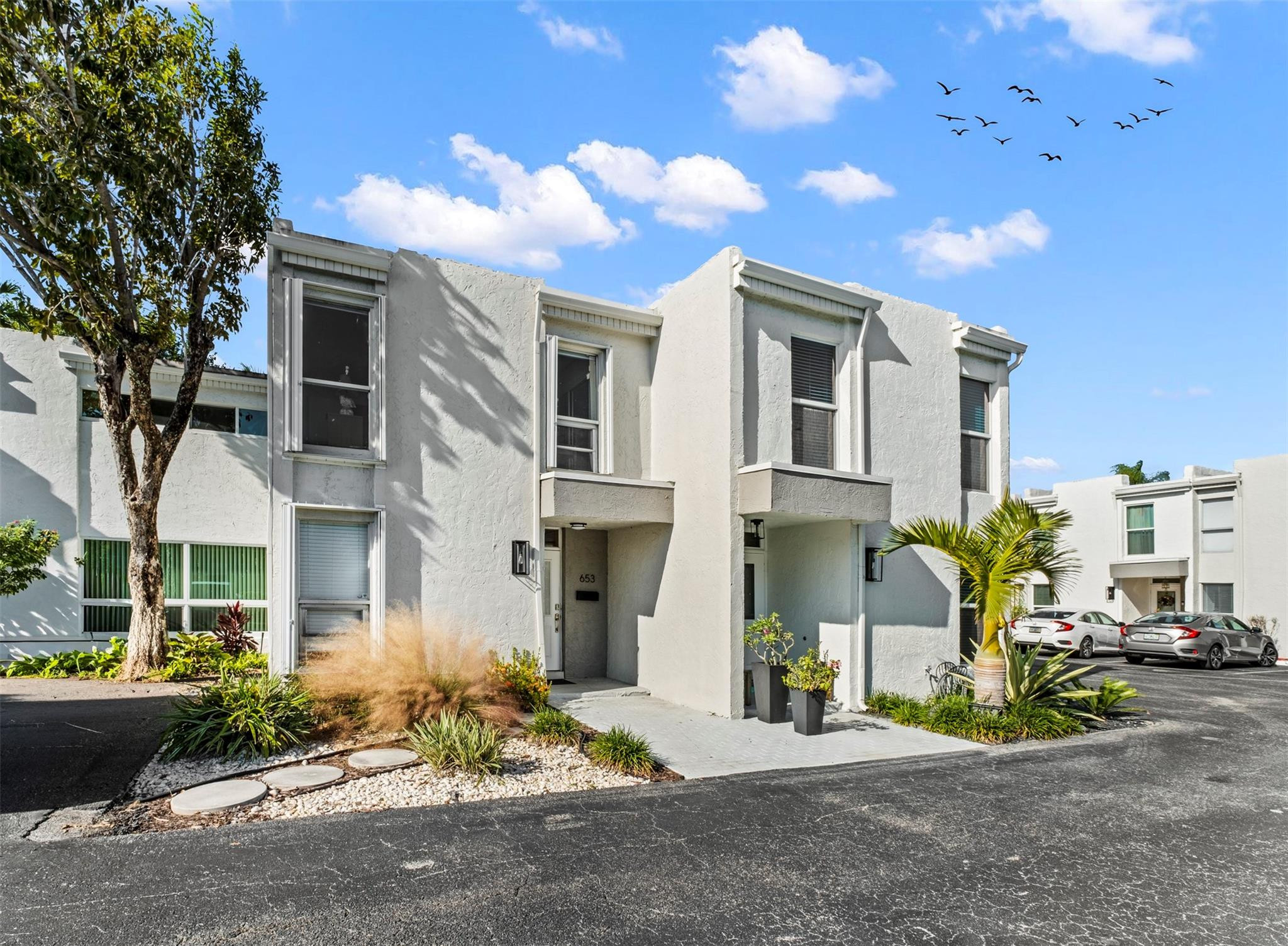 Wilton Manors photo 2