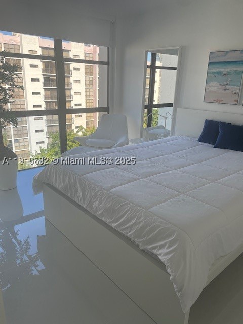Sunny Isles Beach photo 2