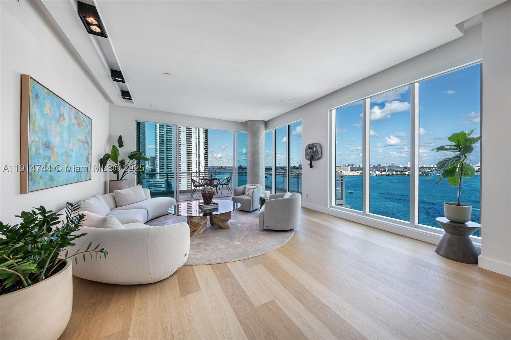 Miami photo 1