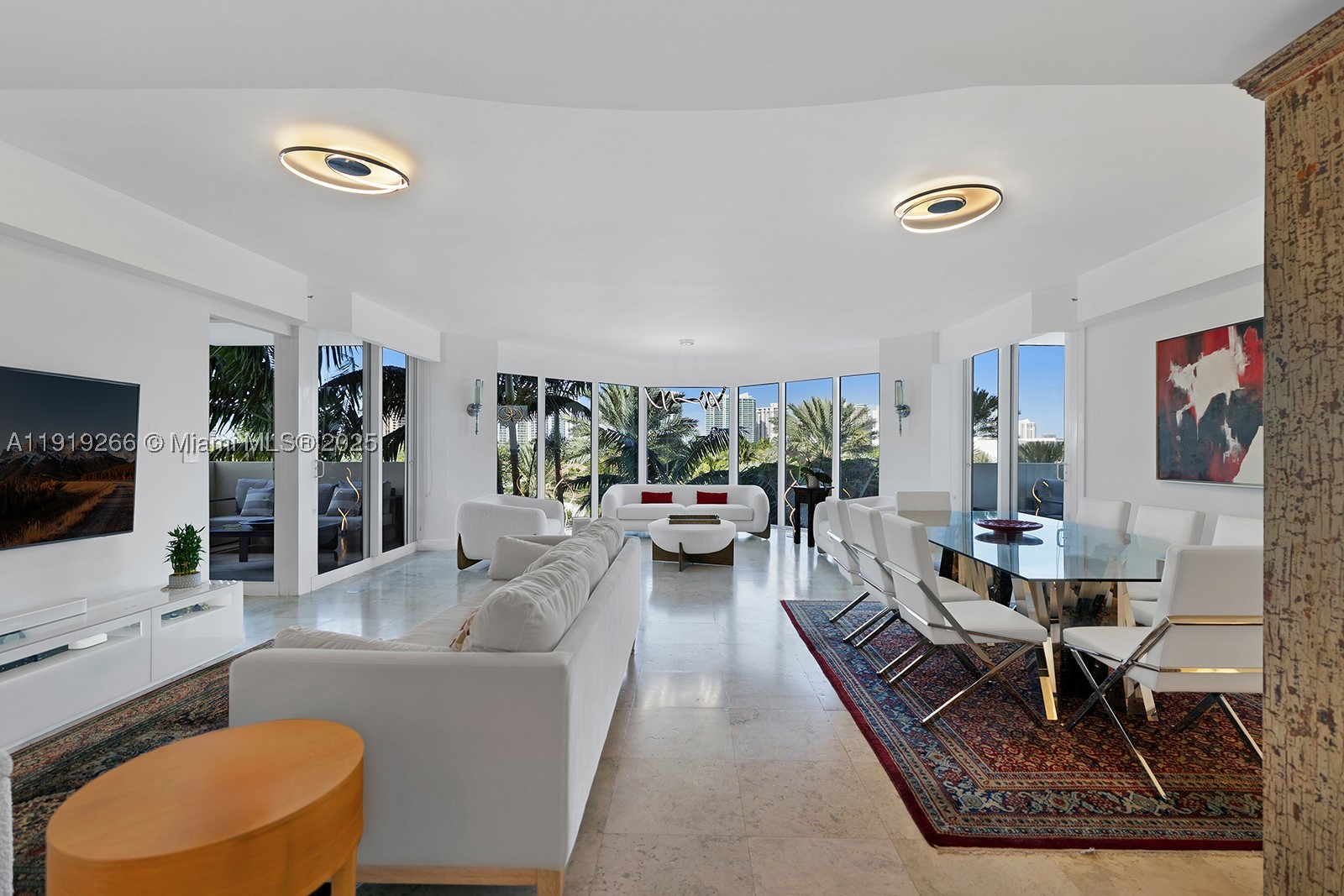 Sunny Isles Beach photo 1