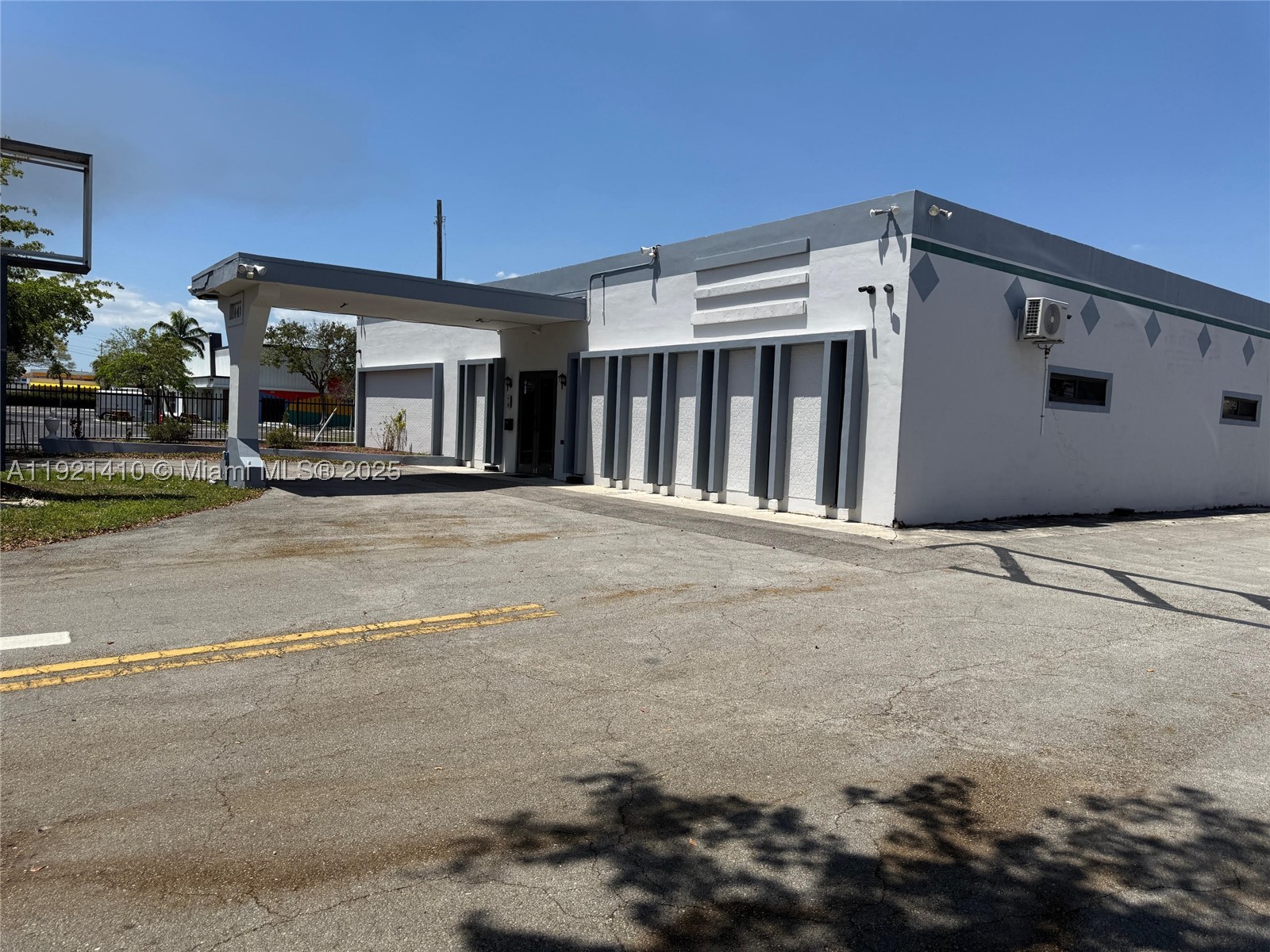 Miami Gardens photo 2