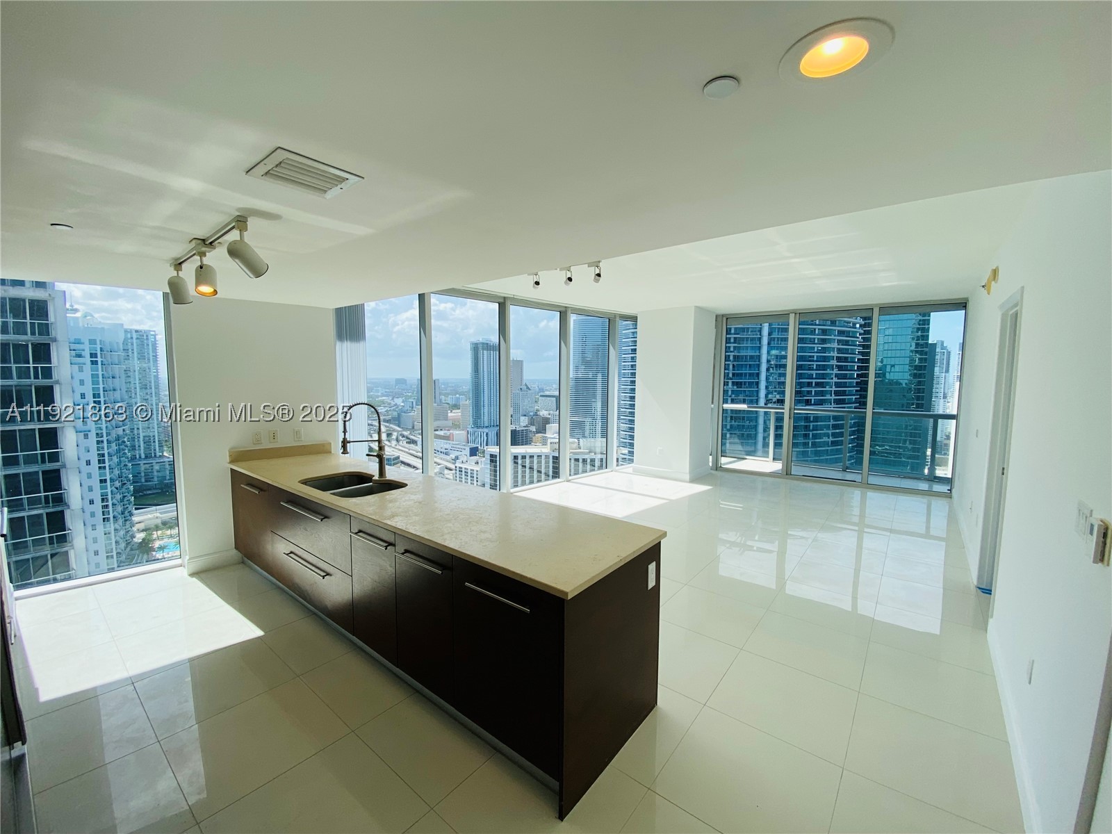 Miami photo 3