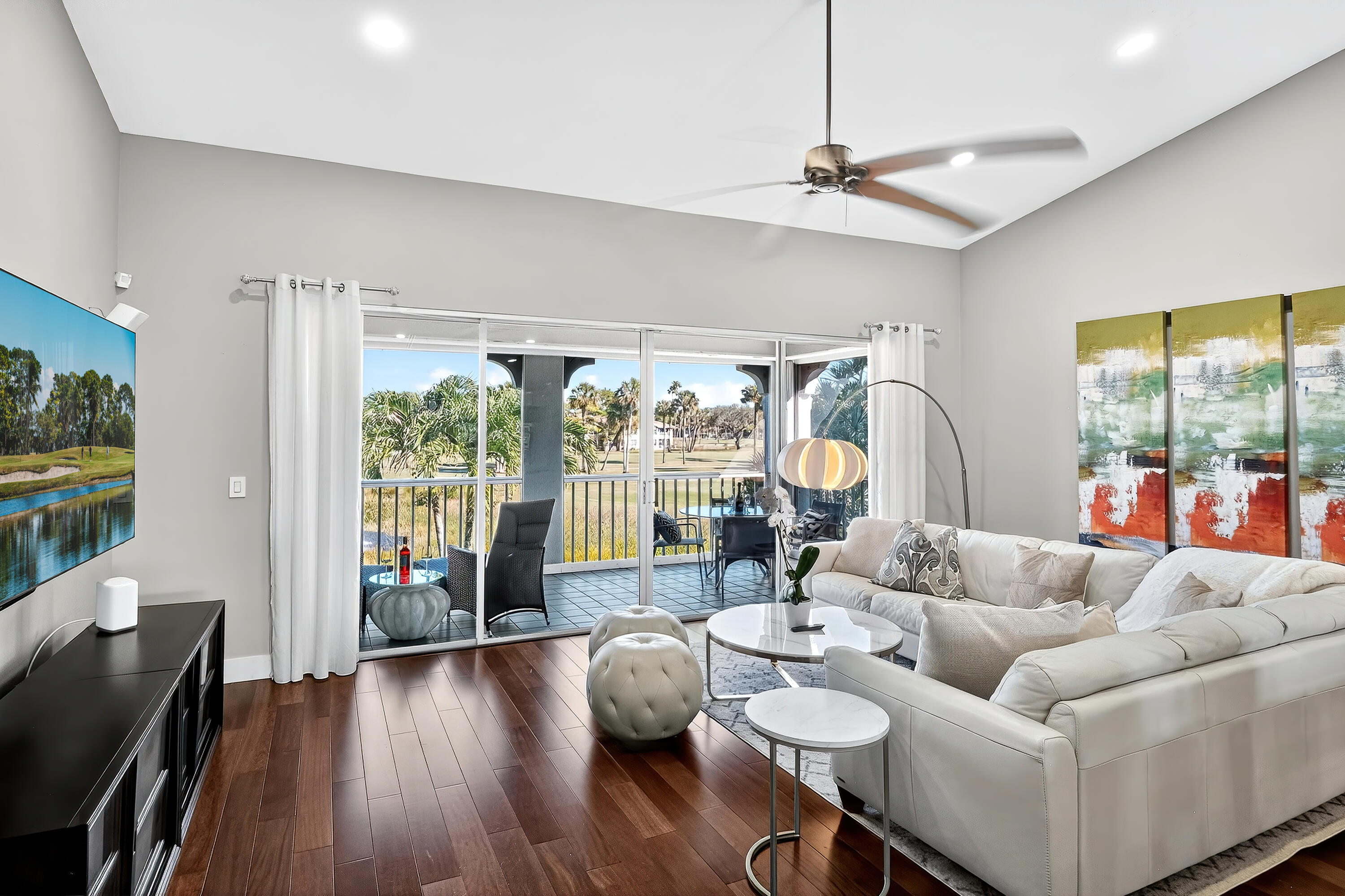 Palm Beach Gardens photo 1