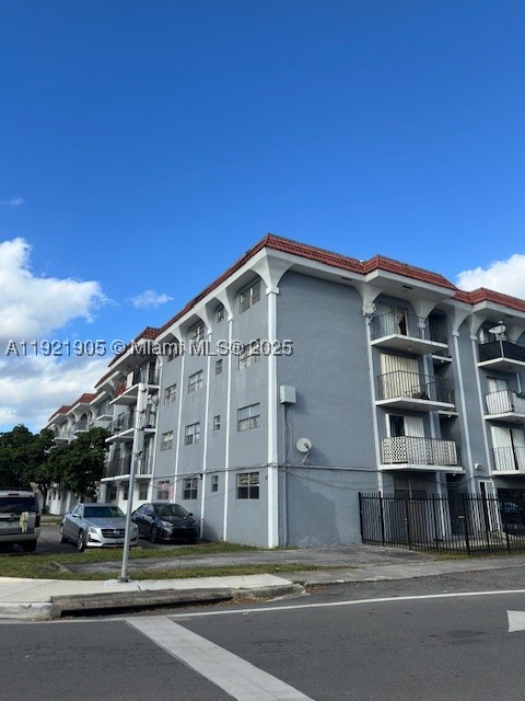 North Miami photo 1