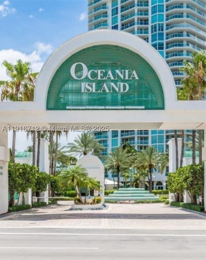 Sunny Isles Beach photo 1