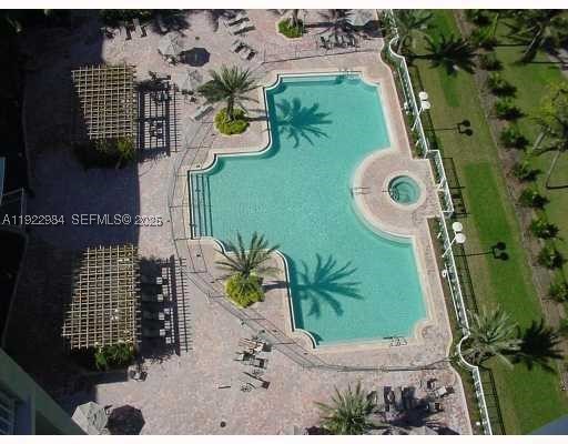 Hallandale Beach photo 4