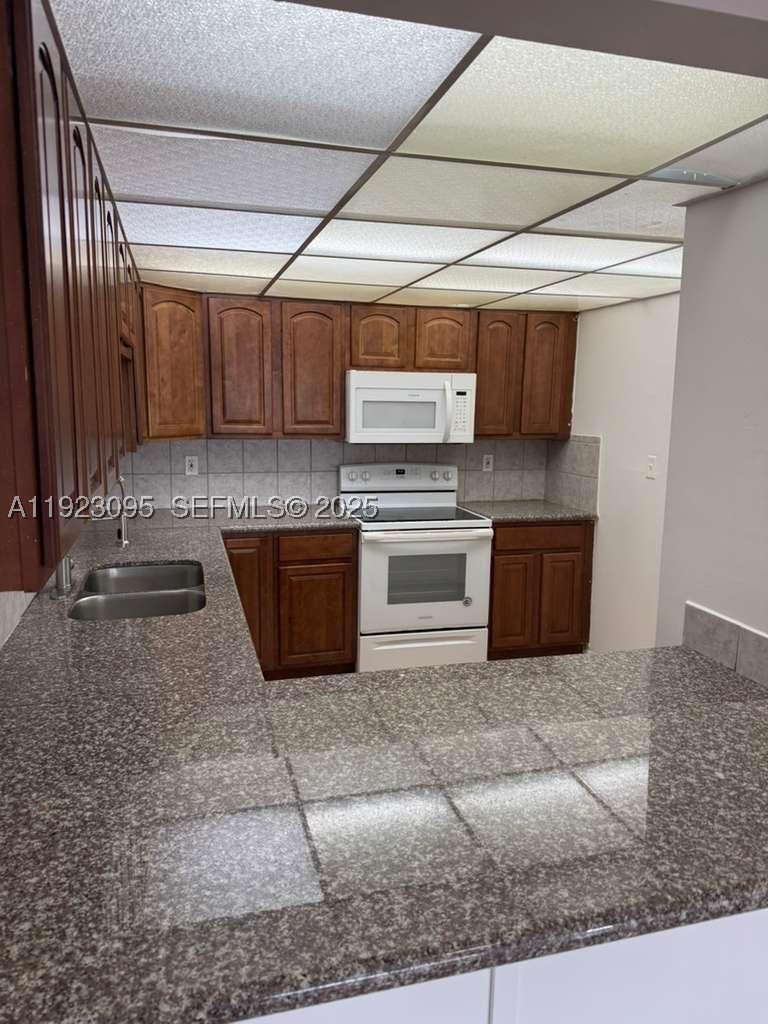Hialeah photo 2