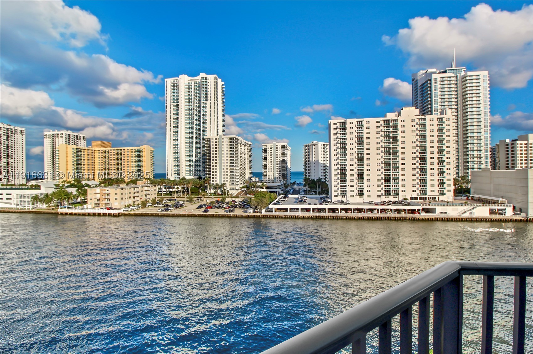 Hallandale Beach photo 2