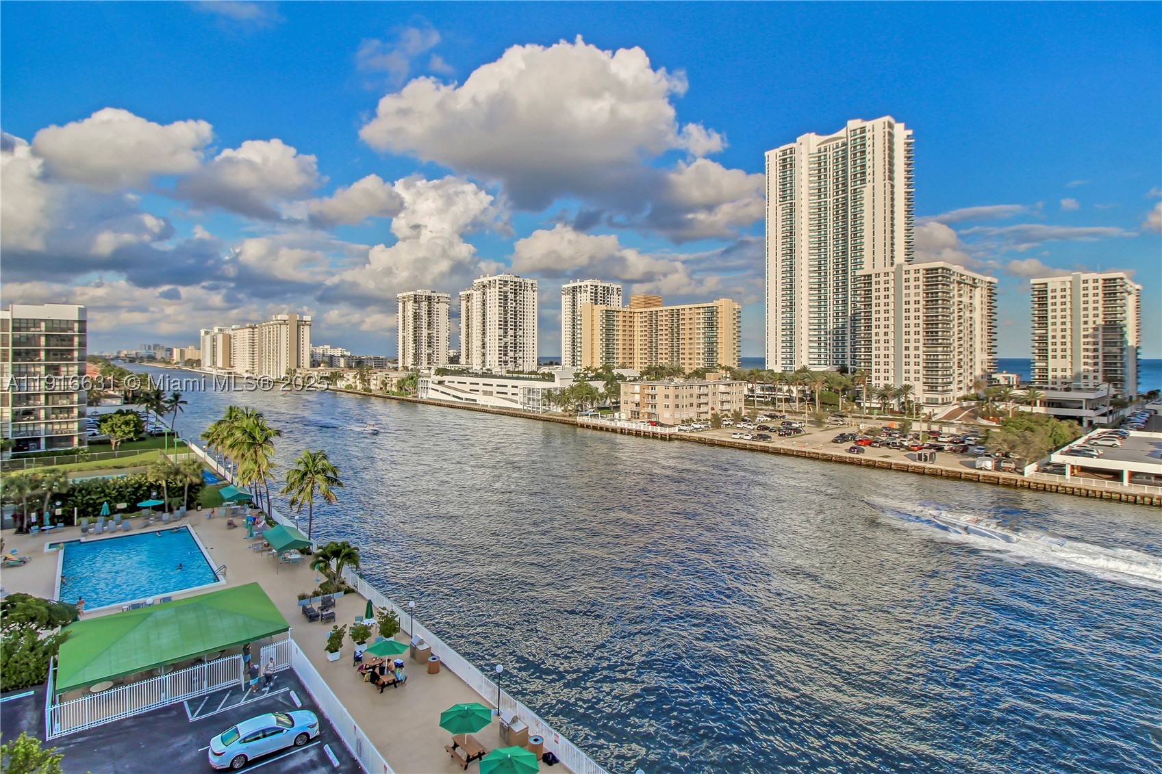 Hallandale Beach photo 3