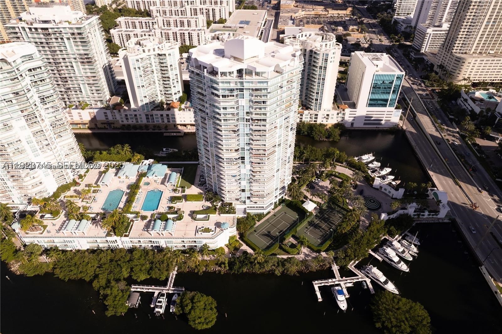 Sunny Isles Beach photo 3