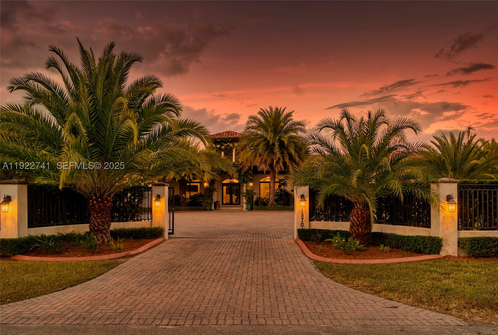 Homestead photo 3
