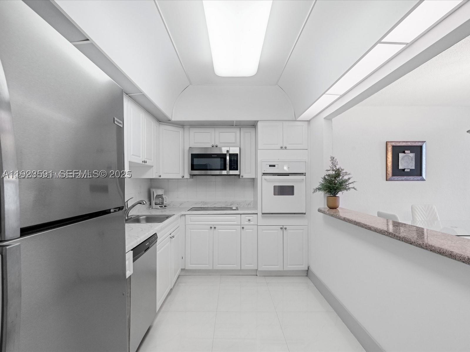 Sunny Isles Beach photo 5